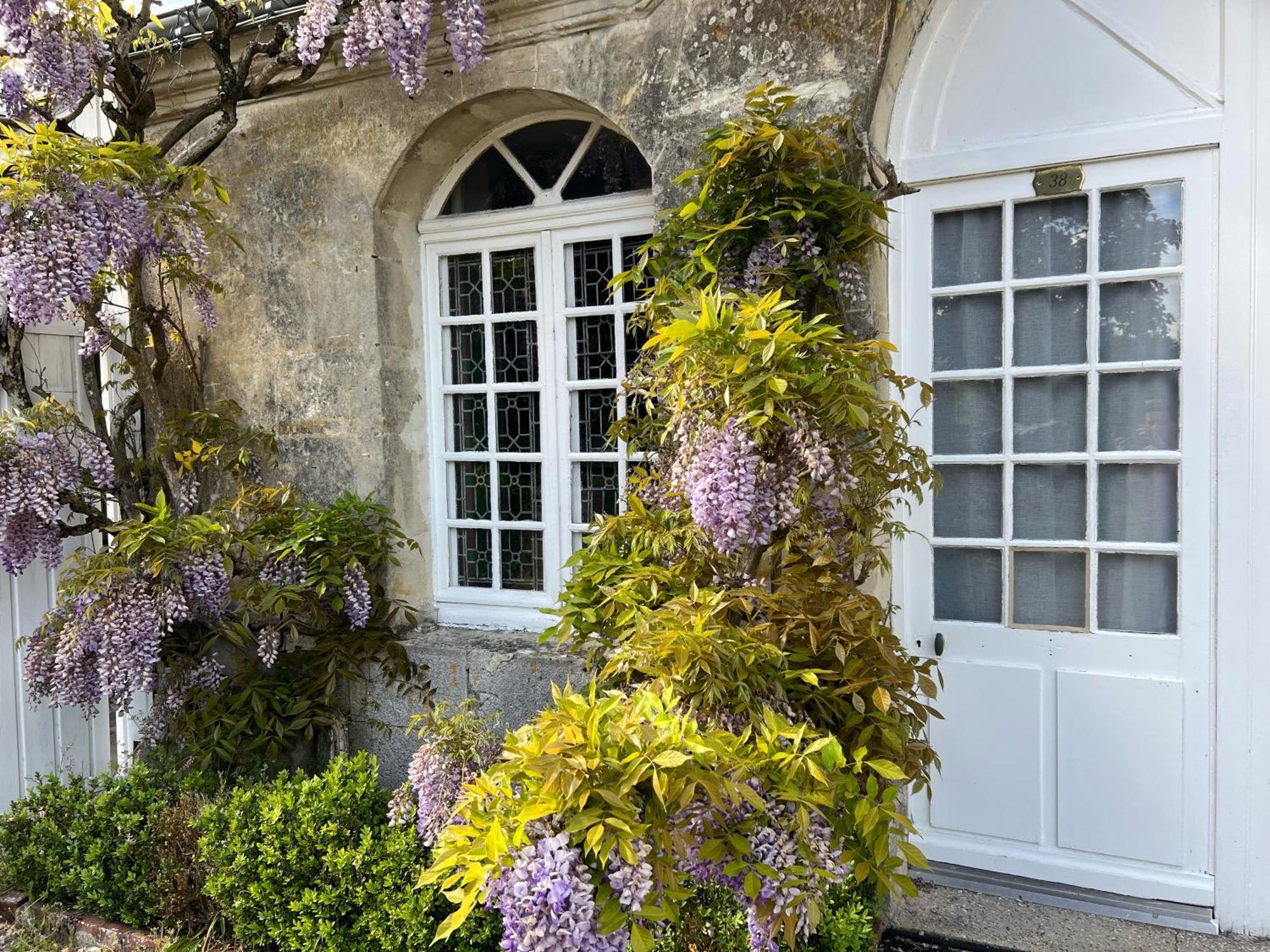 Chambres D'Hotes & Spa Les Perce Neige Vernou-sur-Brenne Luaran gambar